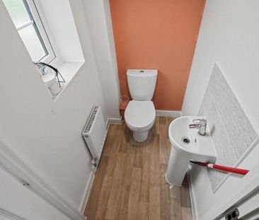 3 bedroom detached house to rent - Photo 6