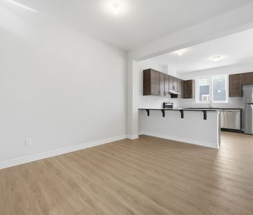 For Lease - 216 Ryan Reynolds Way, Orleans - Convent Glen and Area,... - Photo 6