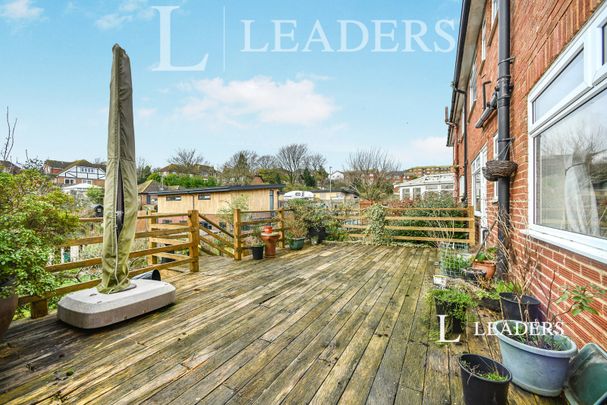 4 bedroom house to rent Falmer Gardens, Brighton, East Sussex, BN2 - Photo 1