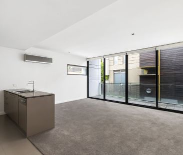 Modern Elegance in the Esteemed Malvern Grove Complex - Photo 5