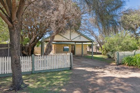 19 Ridley St, Blairgowrie. - Photo 5