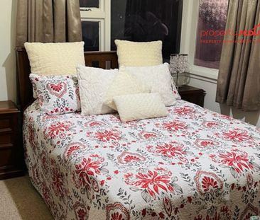 Perfect Location!! - Photo 3