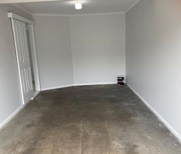 3 Bedroom Townhouse - Photo 2