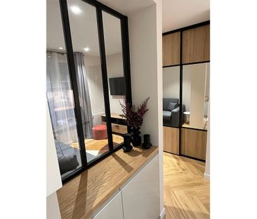 Appartement à louer rue du Dragon, Paris 6ème - Photo 2