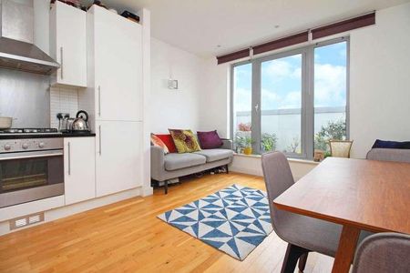 Elthorne Road, Kinver House, N19 - Photo 3