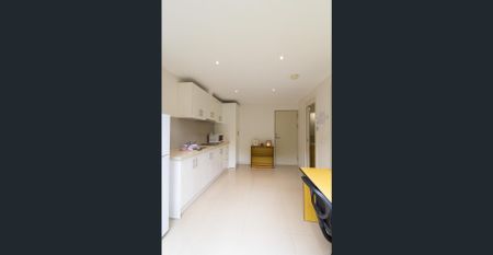 Monafield Apartments - Student Accommodation Caulfield - Photo 2