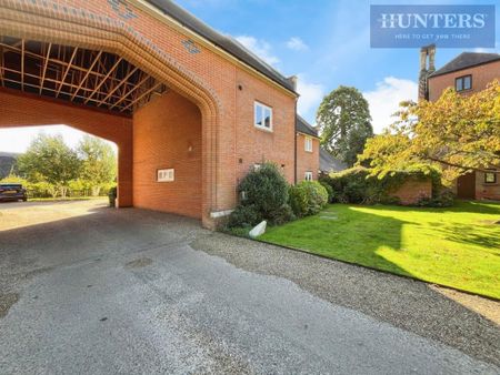 3 bedroom maisonette to rent - Photo 2
