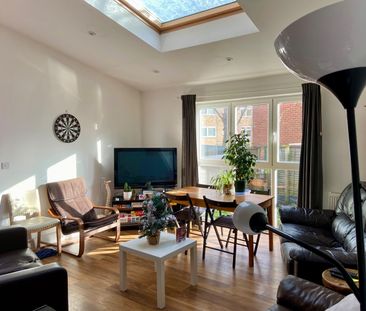 6 Bed Terraced House, Tennyson Road, SO17 - Photo 1