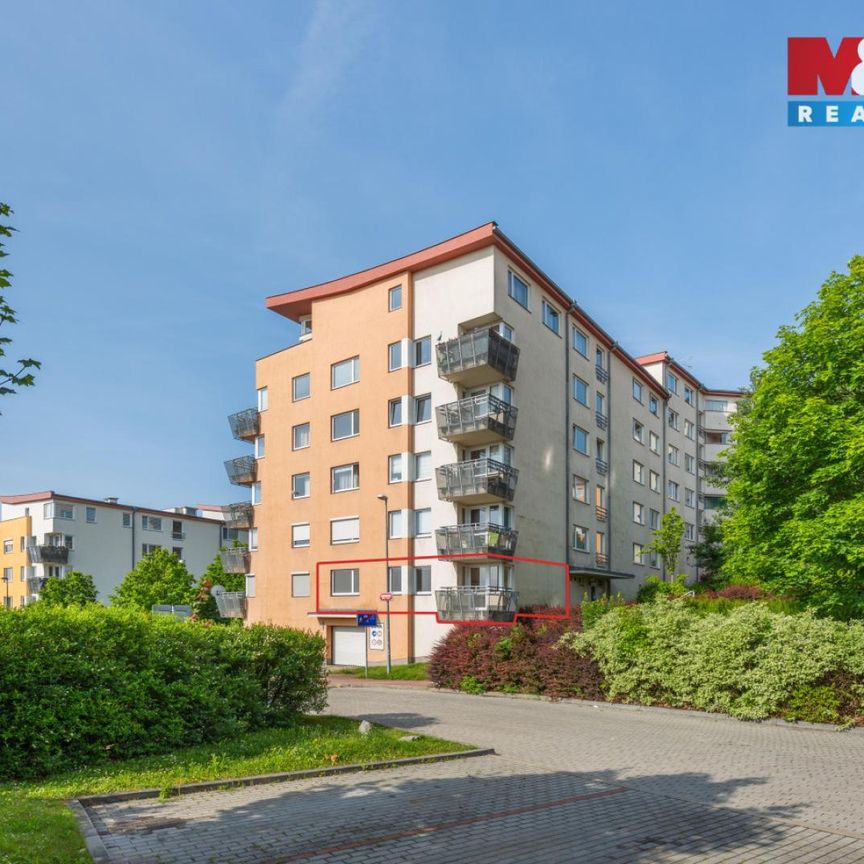 Pronájem bytu 2+kk 58 m², Symfonická 1425, Praha - Photo 1