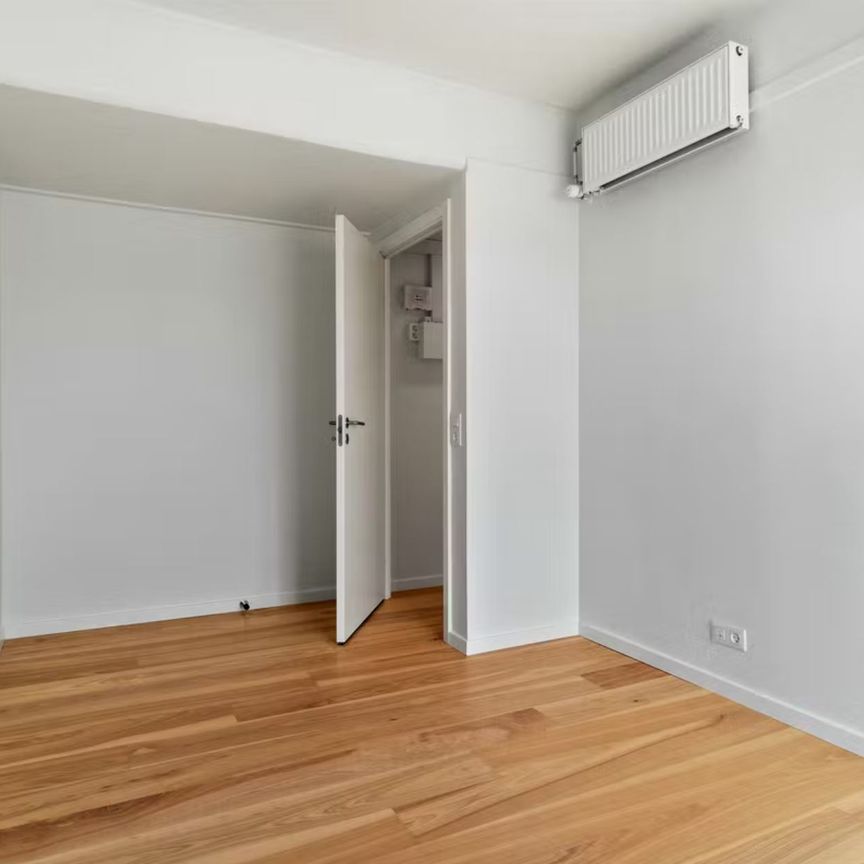 Skøn hjørne-lejlighed med stor privat altan - Foto 1