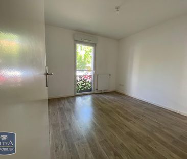 Location Appartement 3 pièces 64m² LES PONTS DE CE 49130 - Photo 3