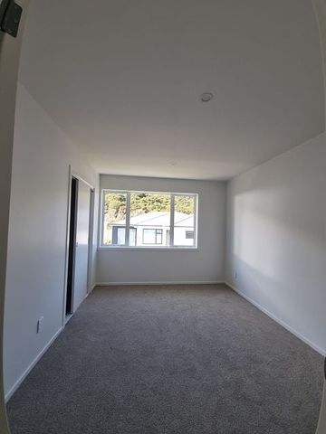 New-Build 3 bedroom Townhouse in Wainuiomata - Photo 5