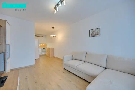 Pronájem krásného bytu s terasou, parkovacím stáním a sklepem na ul. Družební, v Olomouci - Фото 2