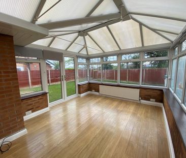 4 bedroom house to rent - Photo 2