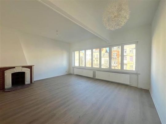 Appartement te huur - Photo 1