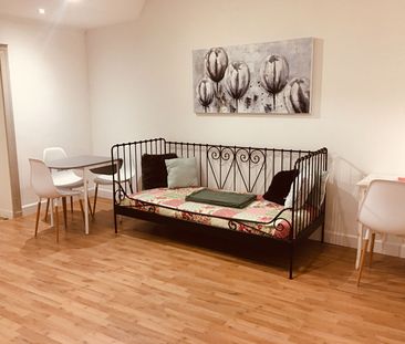 Location Appartement 2 pièces 42m² - Photo 1
