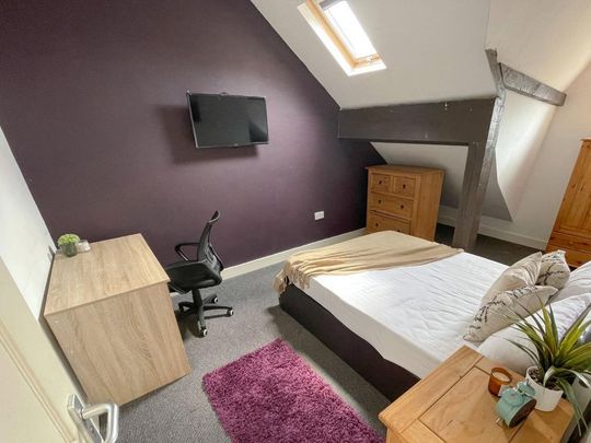 5 bedroom terraced house to rent - Photo 1