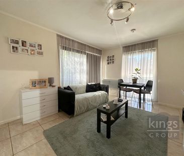 1 Bedroom Apartment To Let - Photo 5