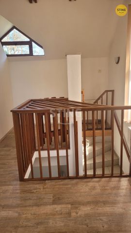 Rodinný dům k pronájmu, Opava / Předměstí - Photo 2