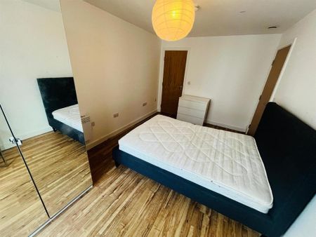 2 bedroom apartment to rent - Photo 5