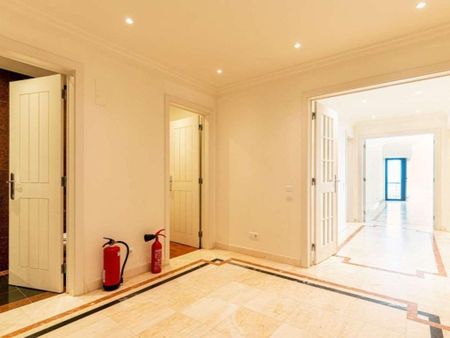 4 room luxury Apartment for rent in Cascais e Estoril, Portugal - Photo 5