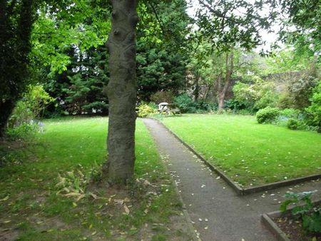 Lewisham Hill, Lewisham, SE13 - Photo 3