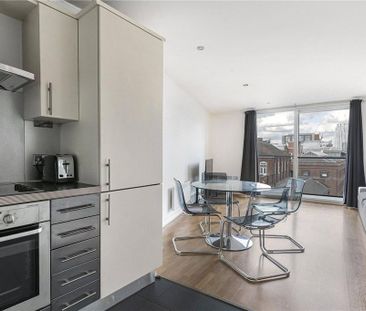 1 bedroom apartment to rent - Photo 2