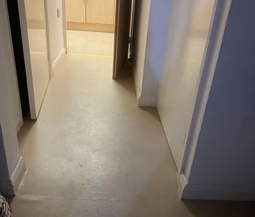 Studio Flat, Conway Drive, LS8 - Photo 6