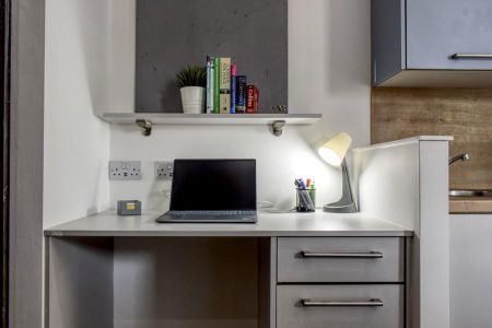 Studio to rent - Photo 5