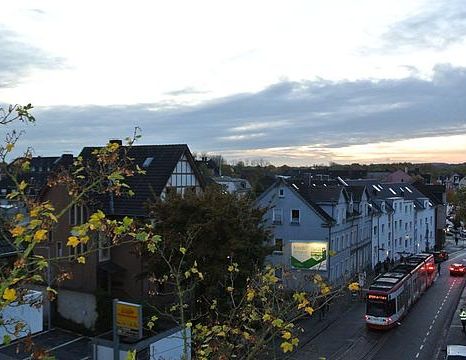 Helle Dachgeschosswohnung mit Balkon, ca. 62,41 m² in Dortmund-Marten zu vermieten! - Photo 1