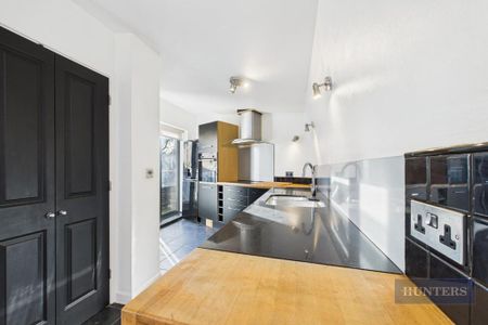 2 bedroom detached house to rent - Photo 5