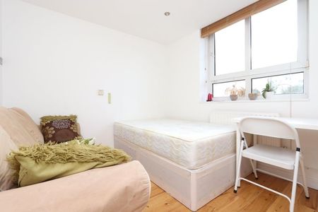 Room in a Shared Flat, Linnell House, NW8 - Photo 2