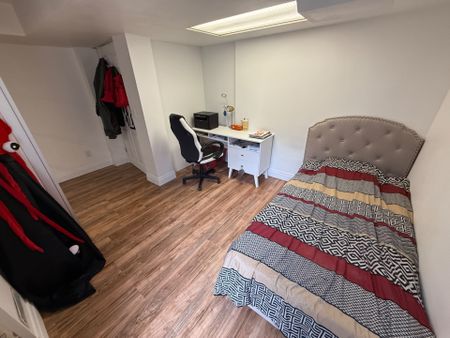 For Lease - 256 Stone Road Unit# Bsmt, Aurora, Ontario - Photo 2