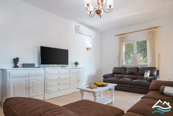 MORAIRA villa for rent with 4 bedroom garden and private pool