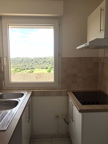 Location Appartement 3 pièces 58m² NIMES 30900 - Photo 4