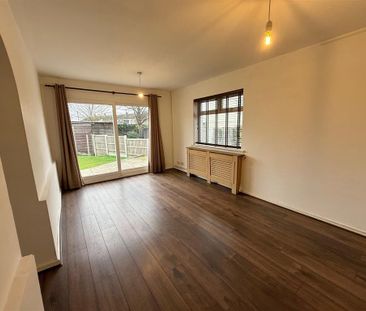 South Avenue, Doncaster, Bawtry - Photo 2