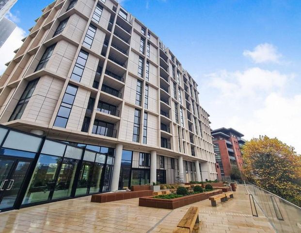 2 bedroom flat to rent - Photo 1