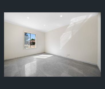 Charming 3-Bedroom Home in Prime Elizabeth Park Location - Photo 5