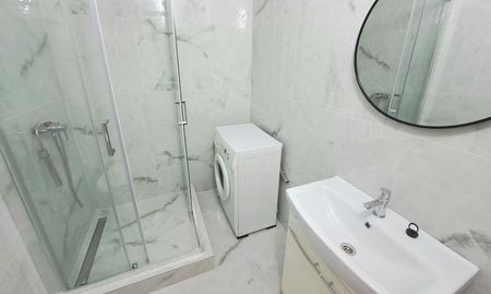 Čerstvo zrekonštruovaný 2-izbový byt NA PRENÁJOM v srdci Komárna! - Photo 5