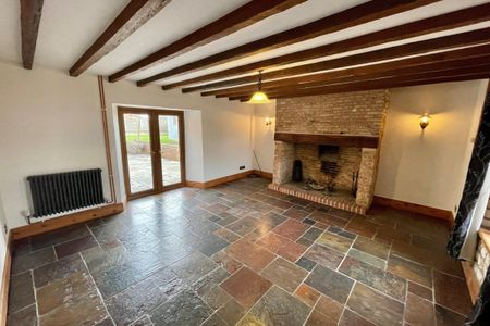 High Street, Thetford, Feltwell - Photo 5