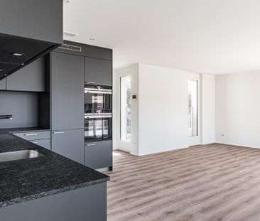 Moderne 3.5-Zimmer-Attikawohnung mit grosszügiger Terrasse - Foto 3