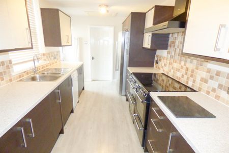 2 bed house to rent in Pollard Street, South Shields, NE33 - Photo 5
