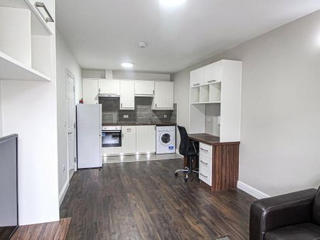 1 bedroom apartment to rent - Photo 2