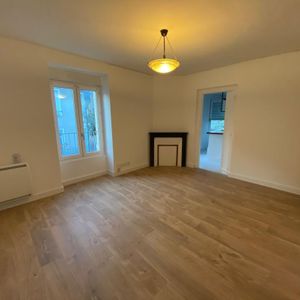 Location Appartement 2 pièces 38m² CHATEAUBRIANT 44110 - Photo 2