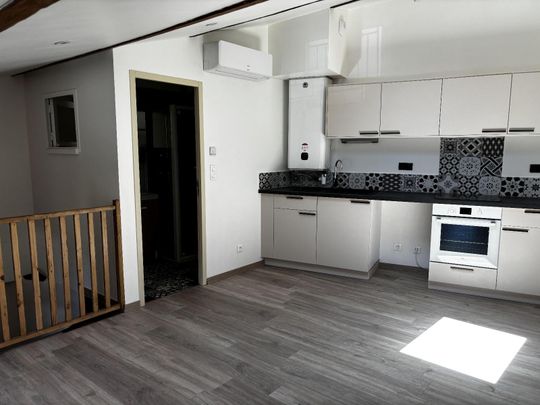 Location Appartement 3 pièces 41m² LES VANS 07140 - Photo 1