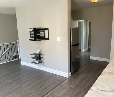 37 McKay Street - $1400 P.O.U. - Photo 2