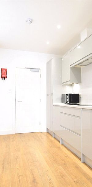 Vastern Road, Reading Vastern Road, Reading - Photo 2