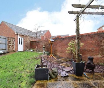 4 bedroom terraced house to rent - Photo 4