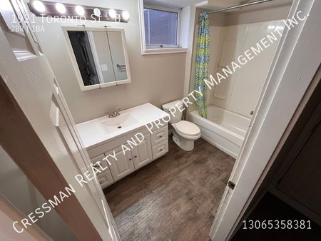 1921 Toronto St - B, Regina, SK S4P 1M9 - Photo 4