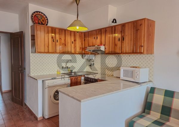 Apartamento T1 com Varanda e Vista Mar